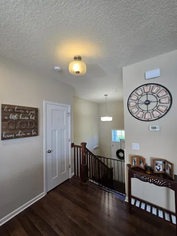 $418,000 | 7688 77th Place, Victoria, MN 55386