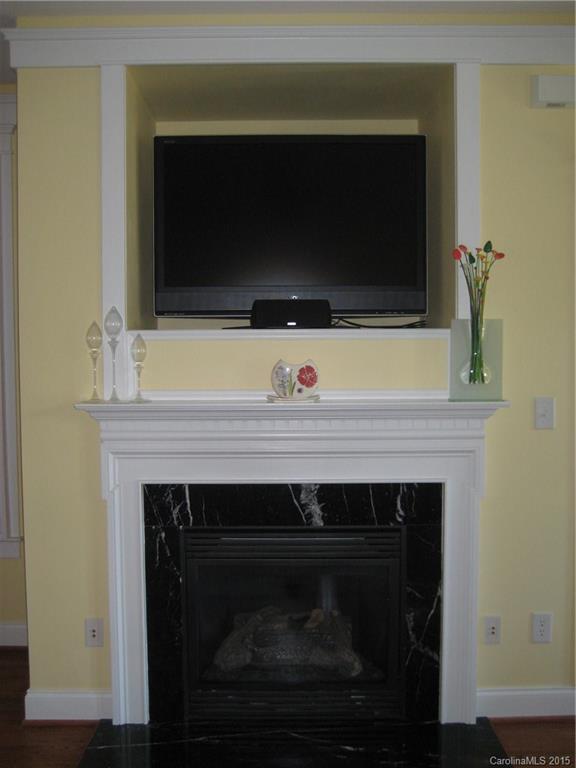 286 Bridges Farm Road Davidson, NC 28115 - Photo 7 of 14 Gallery Image 7