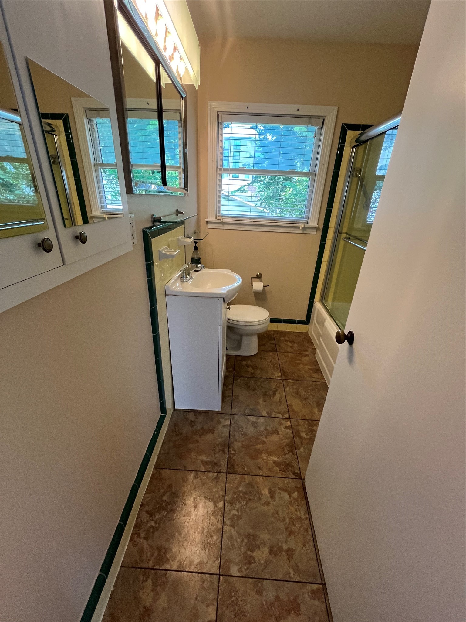 1932 West Bell Street Houston, TX 77019 - Photo 26 of 30