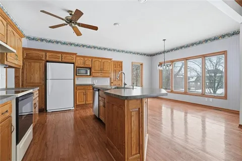 $420,000 | 1704 Southwest Summit Hill Circle, Lee's Summit, MO 64081