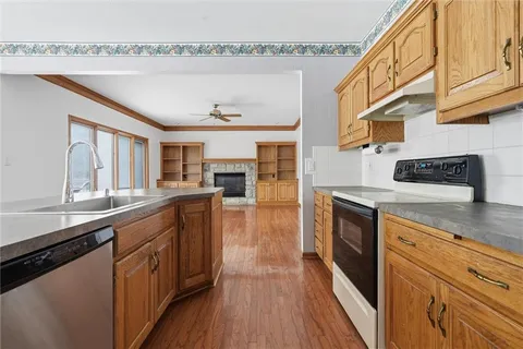 $420,000 | 1704 Southwest Summit Hill Circle, Lee's Summit, MO 64081