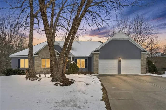 $420,000 | 1704 Southwest Summit Hill Circle, Lee's Summit, MO 64081