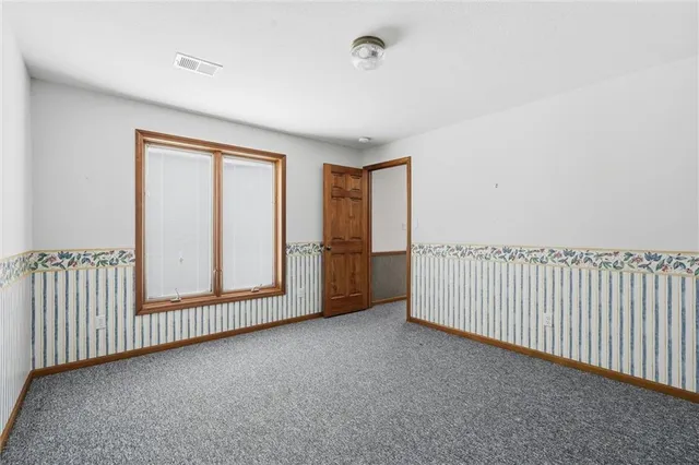 $420,000 | 1704 Southwest Summit Hill Circle, Lee's Summit, MO 64081