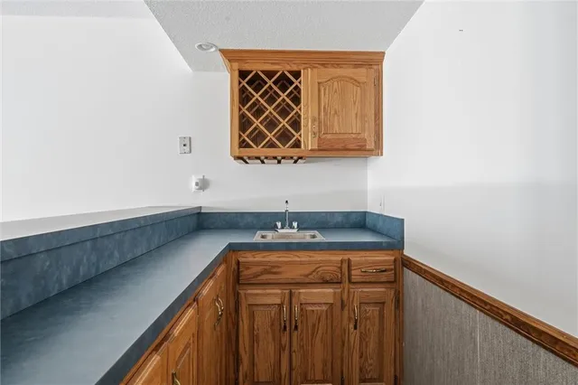 $420,000 | 1704 Southwest Summit Hill Circle, Lee's Summit, MO 64081