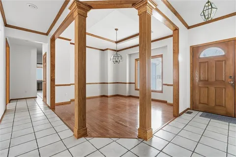 $420,000 | 1704 Southwest Summit Hill Circle, Lee's Summit, MO 64081