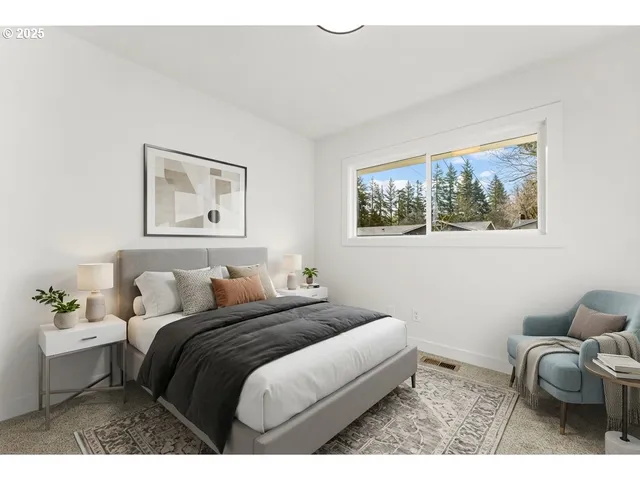 $425,000 | 15133 Southeast Woodward Street, Portland, OR 97236