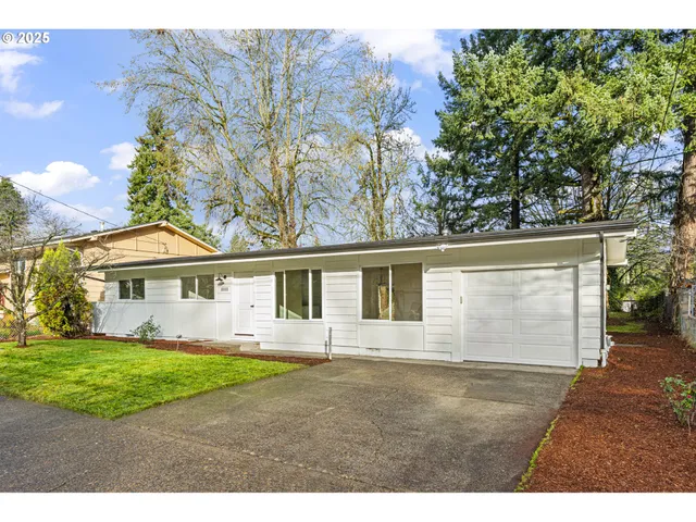 $425,000 | 15133 Southeast Woodward Street, Portland, OR 97236