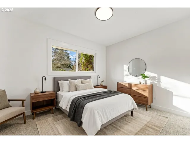 $425,000 | 15133 Southeast Woodward Street, Portland, OR 97236