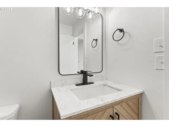 $425,000 | 15133 Southeast Woodward Street, Portland, OR 97236