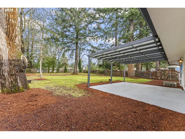 $425,000 | 15133 Southeast Woodward Street, Portland, OR 97236