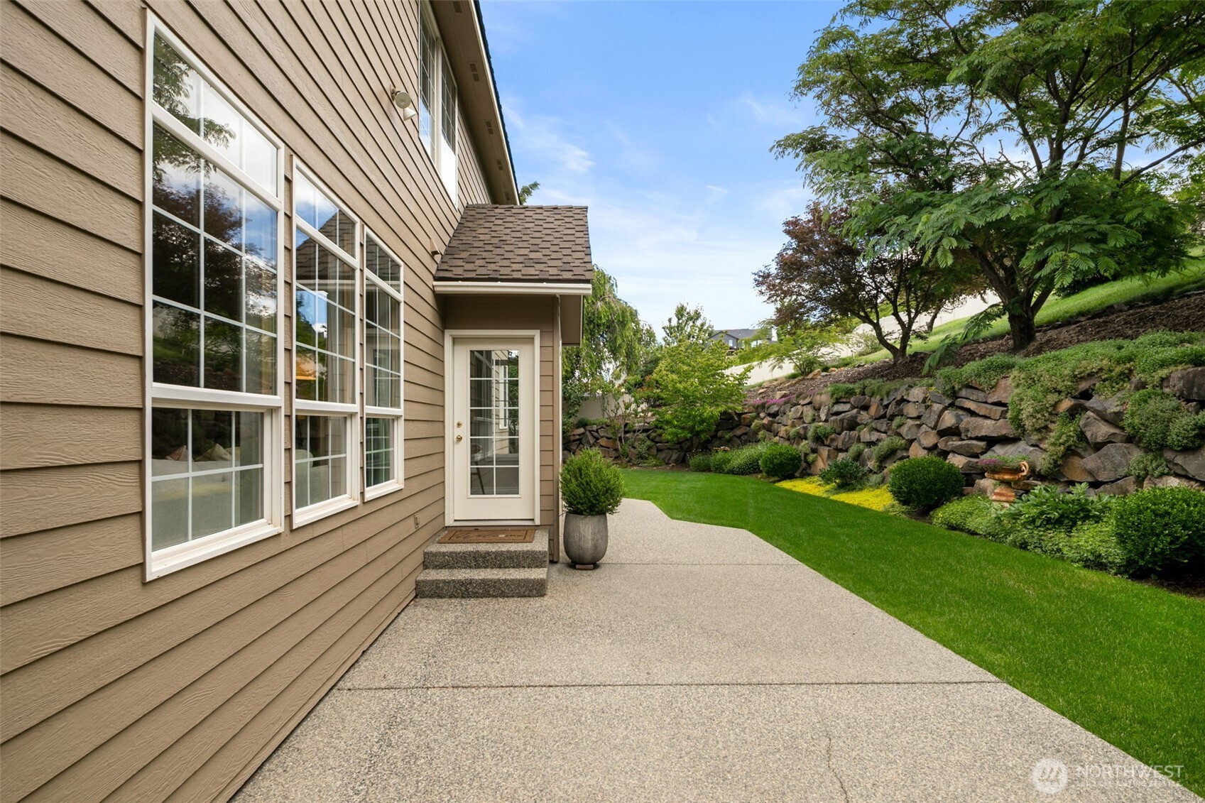 2021 Broadhurst Place Wenatchee, WA 98801 - Photo 37 of 40