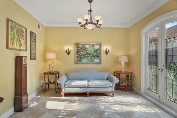 $4,500 | 5 Harbor Lane, Kemah, TX 77565