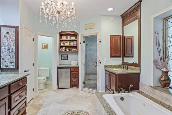 $4,500 | 5 Harbor Lane, Kemah, TX 77565