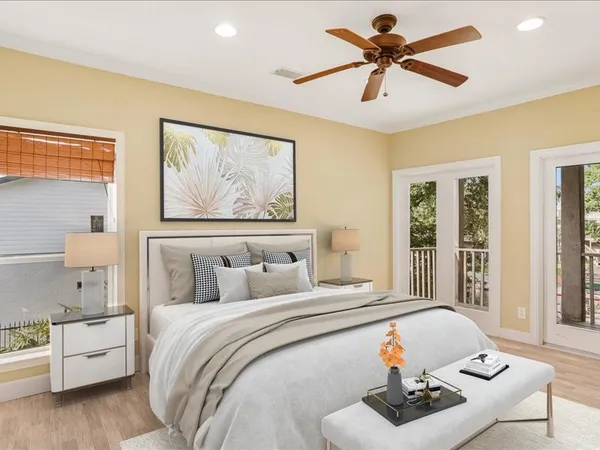 $4,500 | 5 Harbor Lane, Kemah, TX 77565