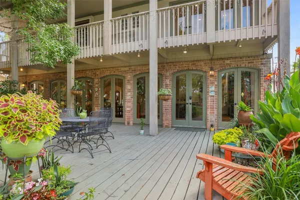 $4,500 | 5 Harbor Lane, Kemah, TX 77565