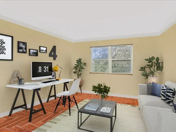 $4,500 | 5 Harbor Lane, Kemah, TX 77565