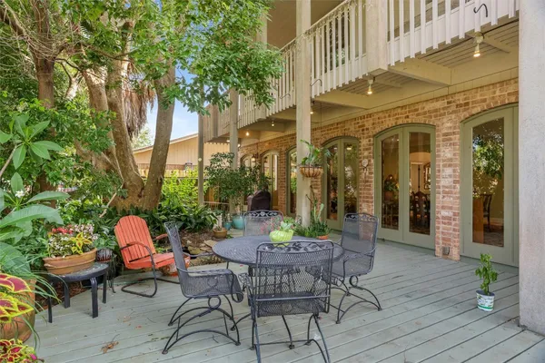 $4,500 | 5 Harbor Lane, Kemah, TX 77565
