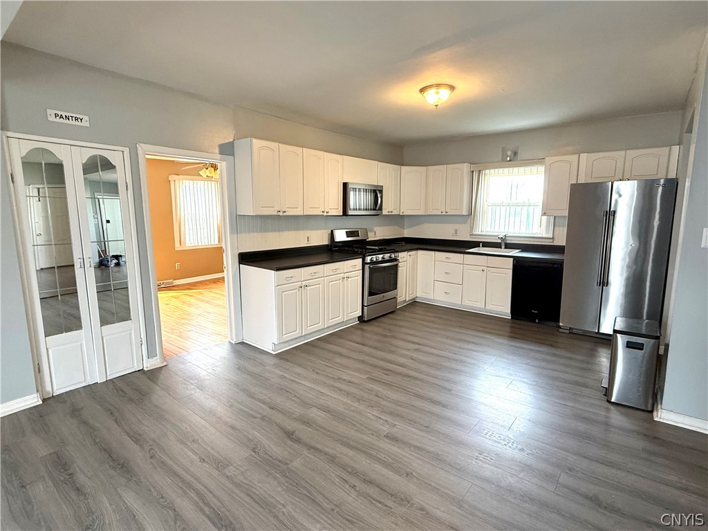 512 Herkimer Road Utica, NY 13502 - Photo 13 of 36