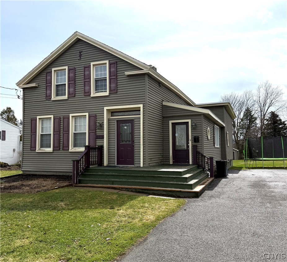 512 Herkimer Road Utica, NY 13502 - Photo 2 of 36