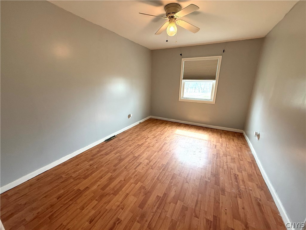 512 Herkimer Road Utica, NY 13502 - Photo 23 of 36