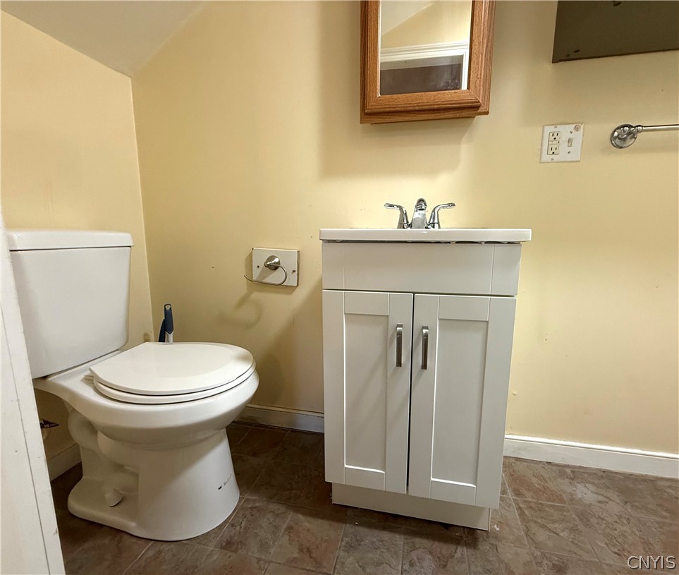 512 Herkimer Road Utica, NY 13502 - Photo 35 of 36