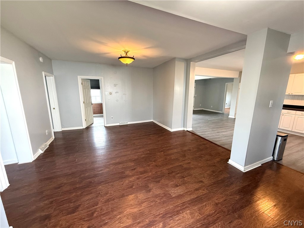 512 Herkimer Road Utica, NY 13502 - Photo 8 of 36