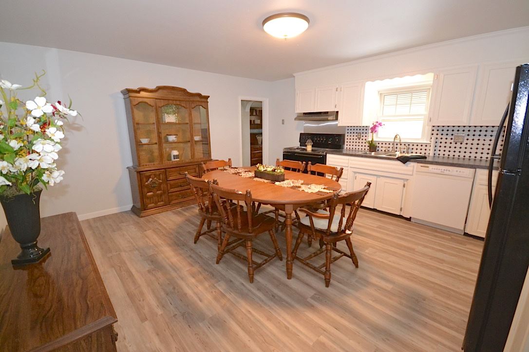 49 Holbrook Road Bedford, NH 03110 - Photo 11 of 35