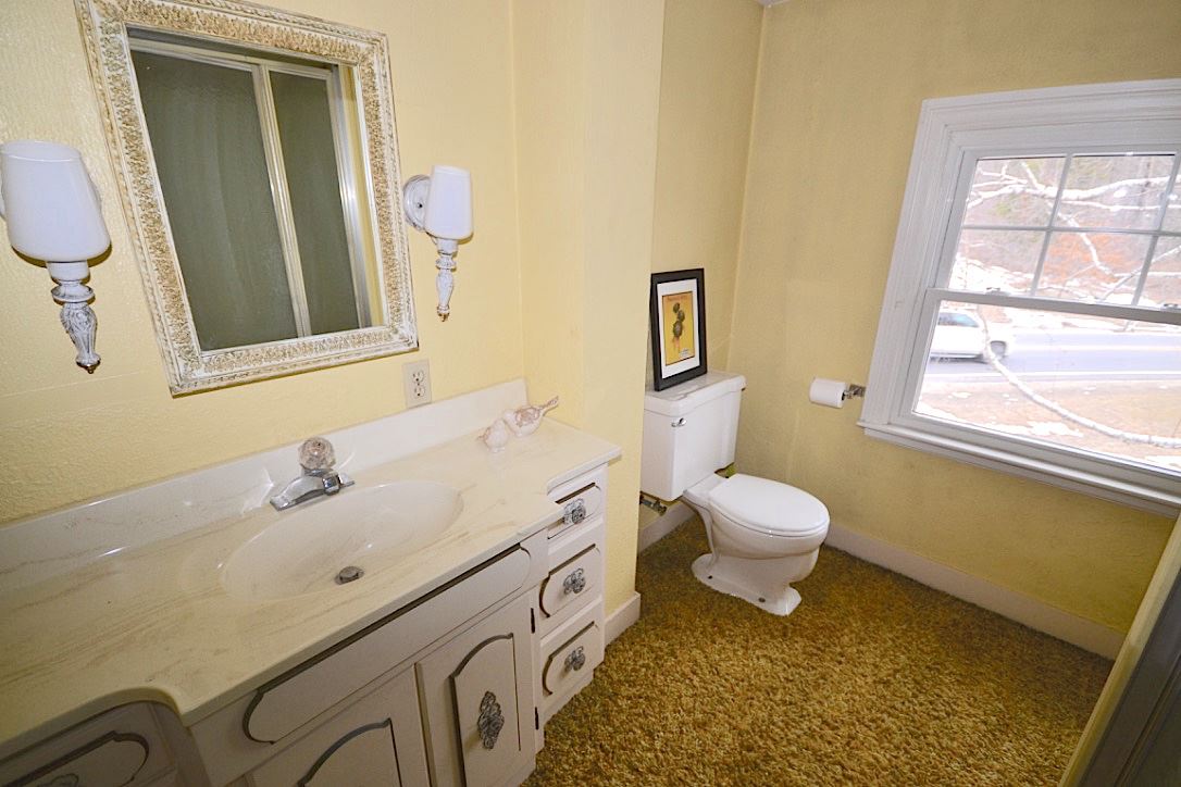 49 Holbrook Road Bedford, NH 03110 - Photo 28 of 35