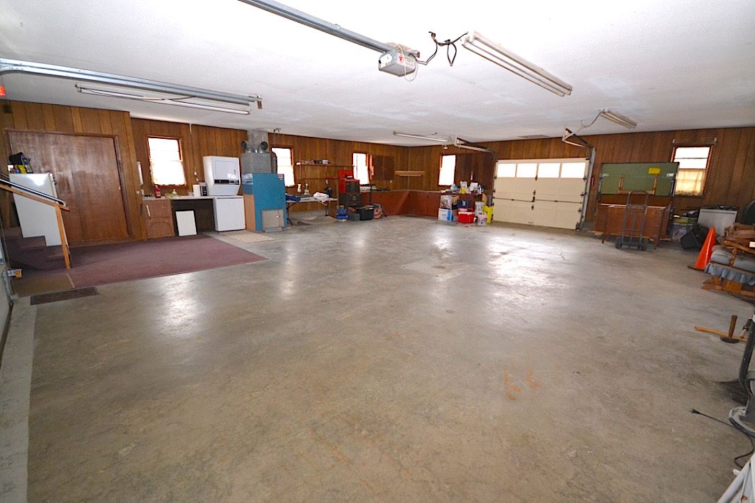 49 Holbrook Road Bedford, NH 03110 - Photo 8 of 35