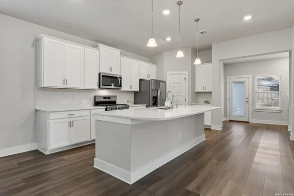 $2,500 | 25758 Rosey Way, Boerne, TX 78006
