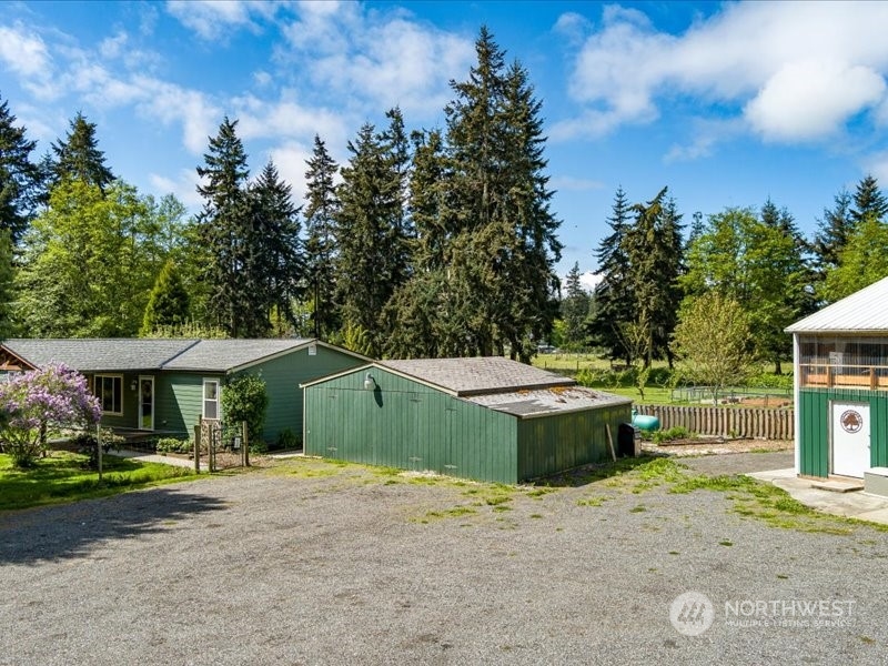 648 Keystone Hill Road Coupeville, WA 98239 - Photo 3 of 40 Gallery Image 3