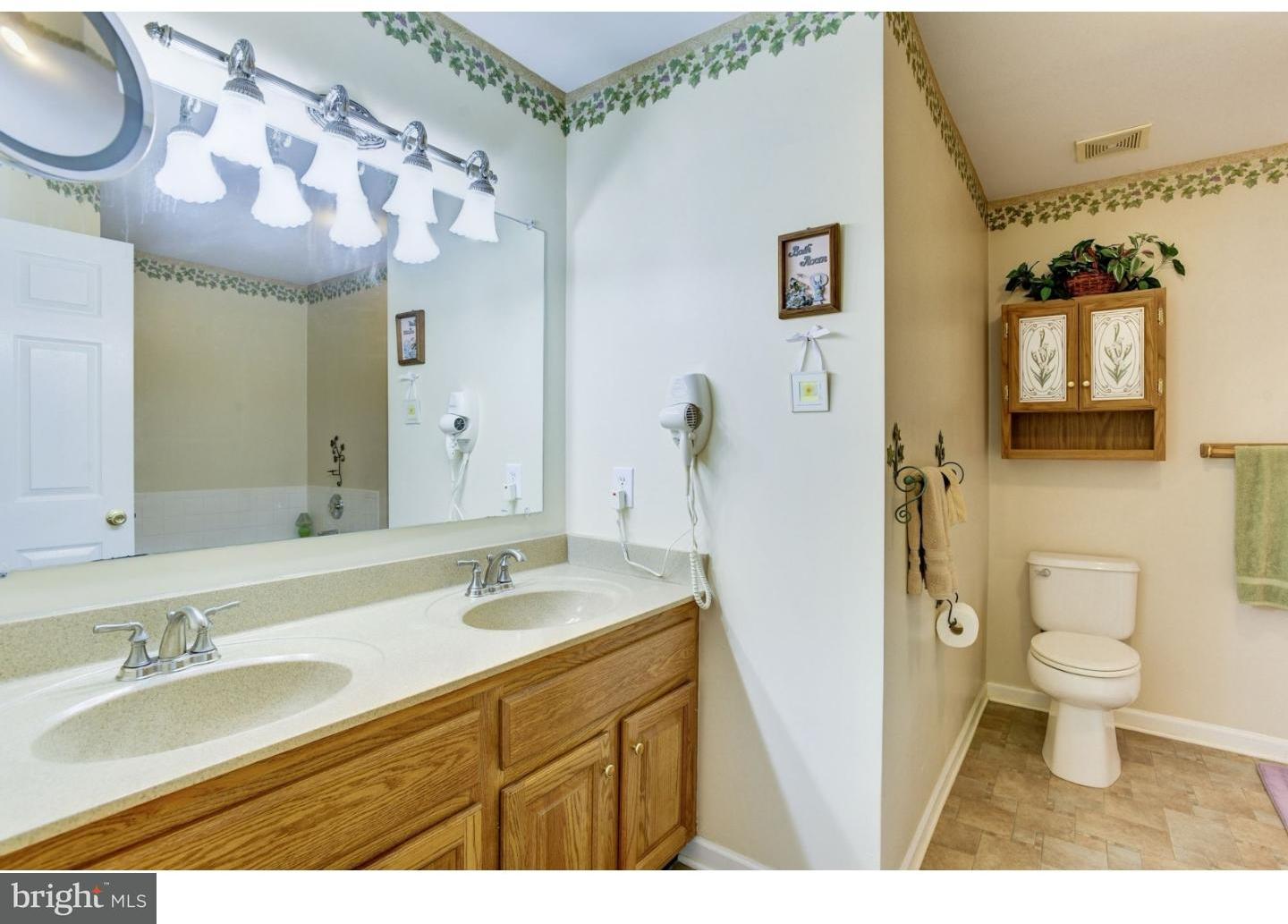 18 Threadleaf Terrace Burlington, NJ 08016 - Photo 14 of 24 Master Bathroom