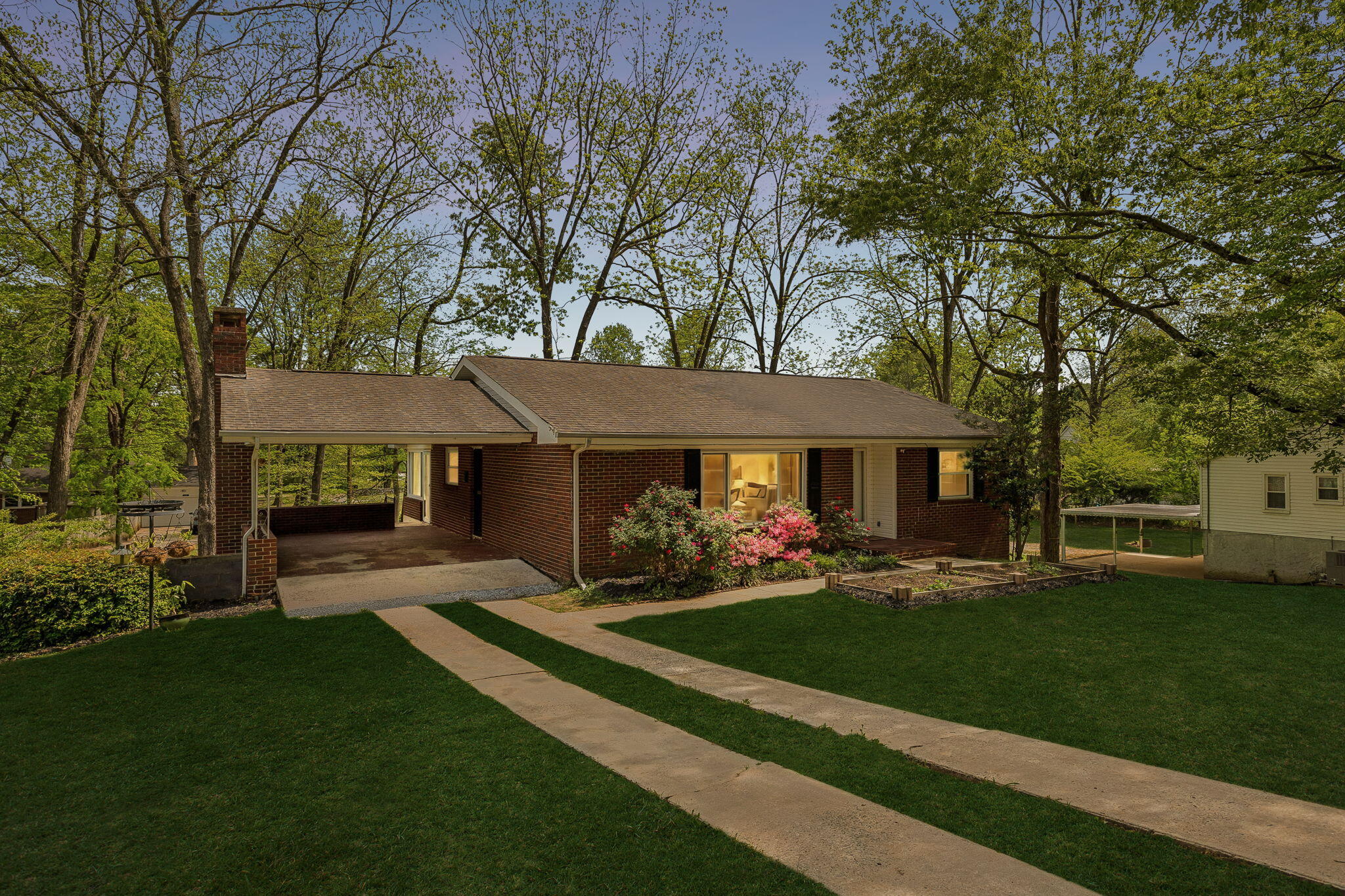 411 Pine Avenue South Pittsburg, TN 37380 - Photo 3 of 70 89-411 Pine Ave South Pittsburg - VD - 1