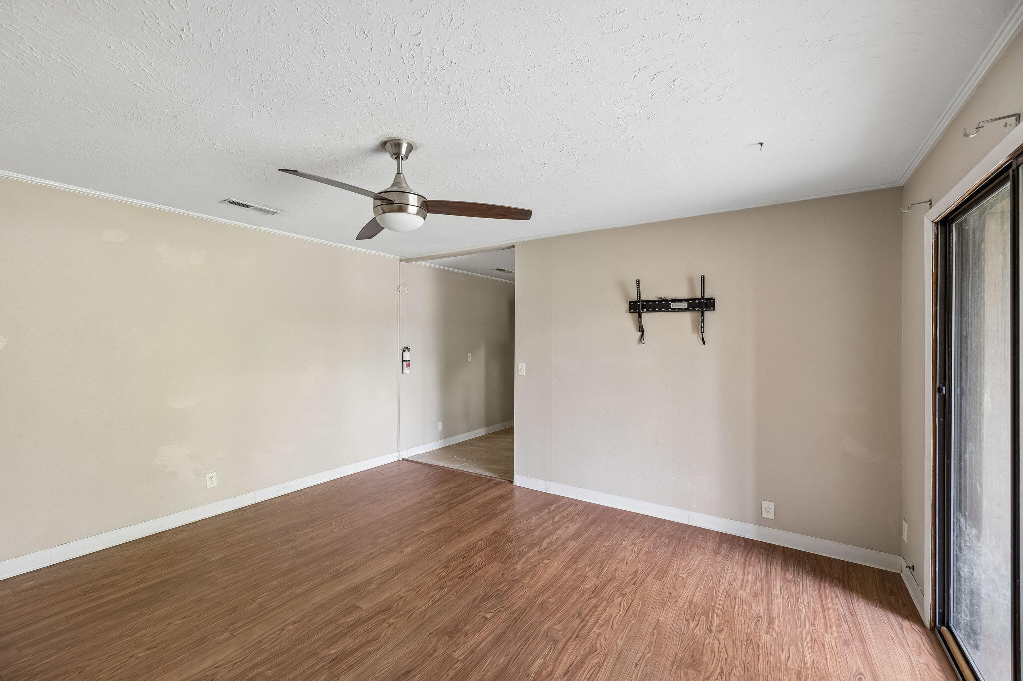 411 Pine Avenue South Pittsburg, TN 37380 - Photo 38 of 70 45-411 Pine Ave South Pittsburg - 045