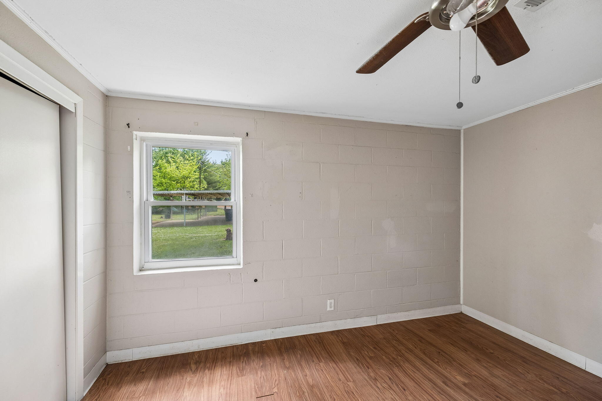 411 Pine Avenue South Pittsburg, TN 37380 - Photo 44 of 70 51-411 Pine Ave South Pittsburg - 051