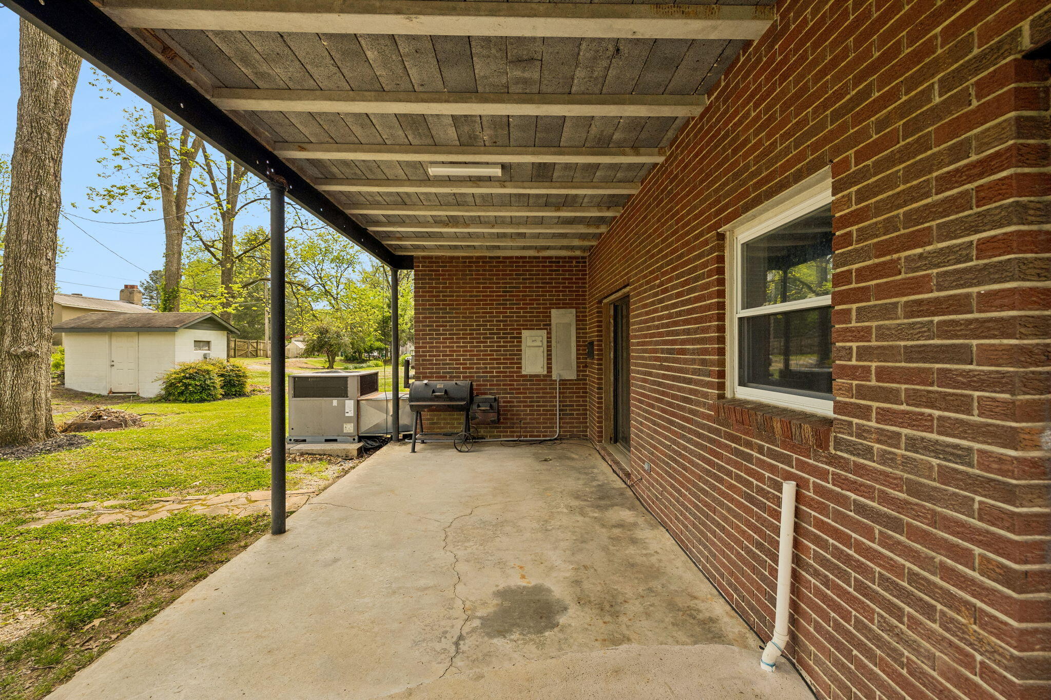 411 Pine Avenue South Pittsburg, TN 37380 - Photo 48 of 70 55-411 Pine Ave South Pittsburg - 055