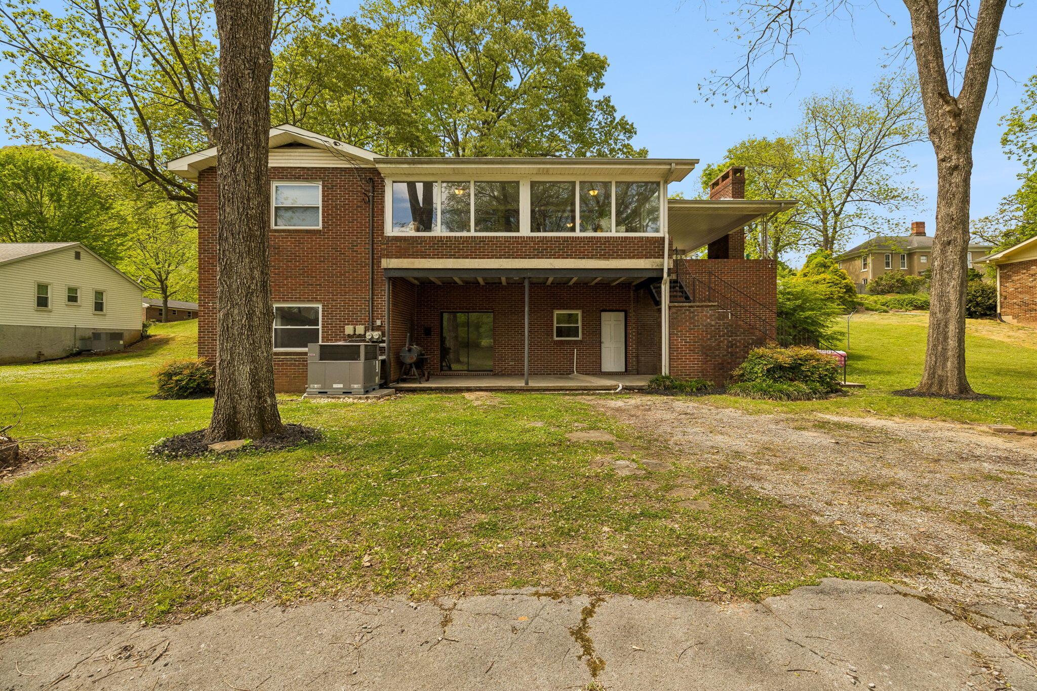 411 Pine Avenue South Pittsburg, TN 37380 - Photo 50 of 70 57-411 Pine Ave South Pittsburg - 057