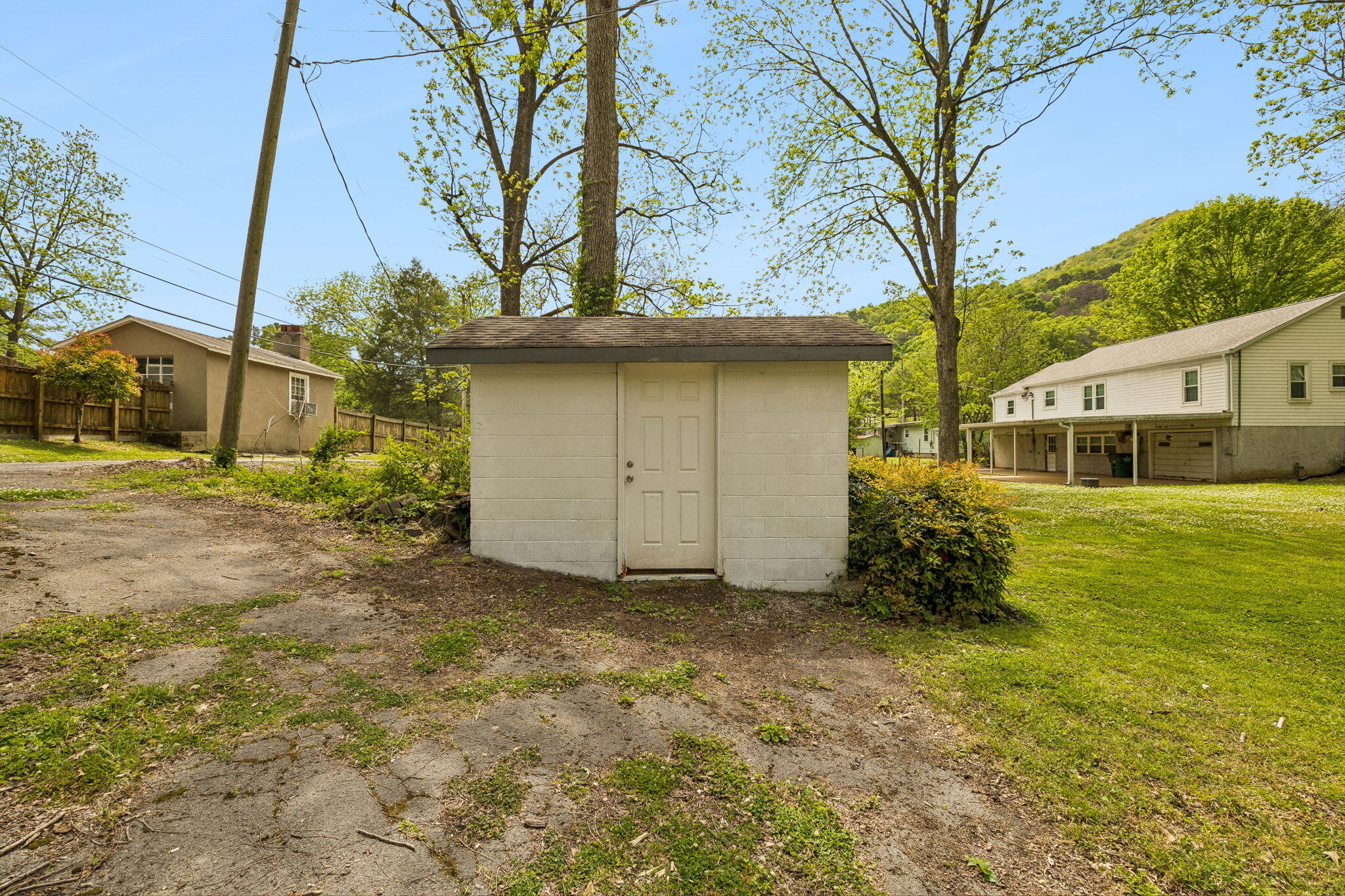 411 Pine Avenue South Pittsburg, TN 37380 - Photo 52 of 70 59-411 Pine Ave South Pittsburg - 059