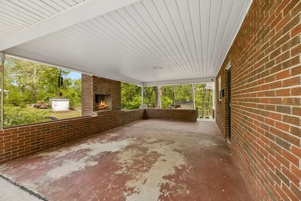 $325,000 | 411 Pine Avenue, South Pittsburg, TN 37380