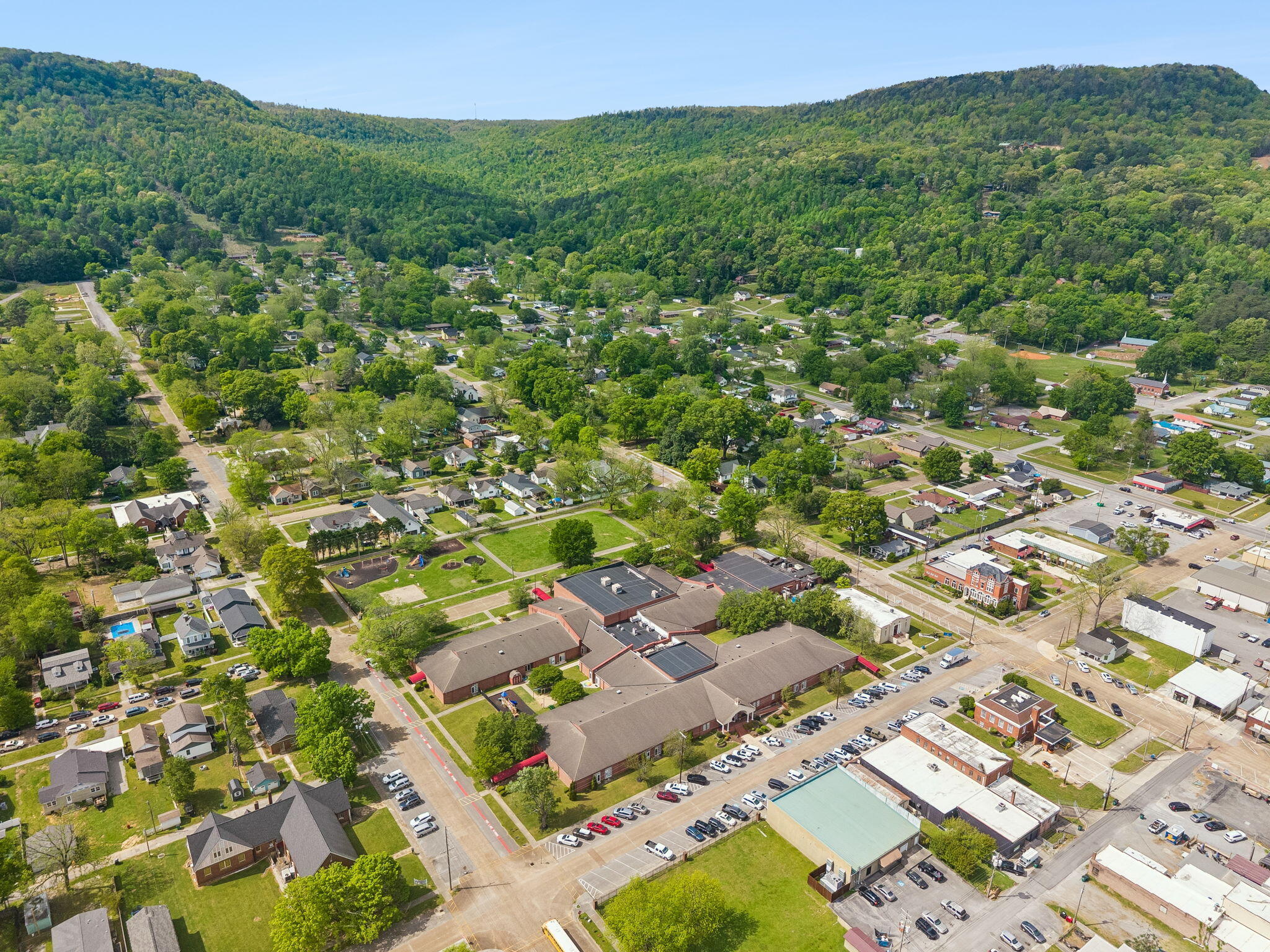 411 Pine Avenue South Pittsburg, TN 37380 - Photo 62 of 70 87-411 Pine Ave South Pittsburg - 087
