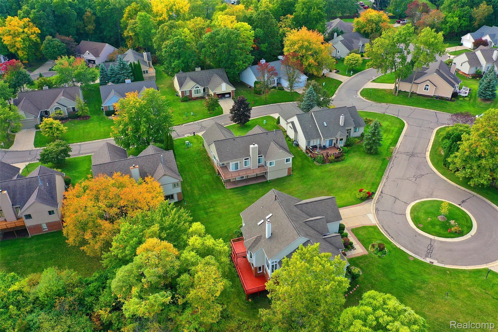 3327 Fairgrove Terrace Rochester, MI 48309 - Photo 51 of 55 DJI_0028.jpg