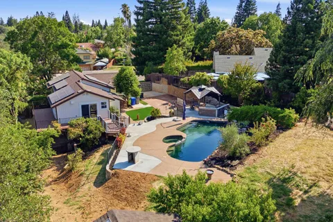$879,900 | 121 Prospector Court, Folsom, CA 95630