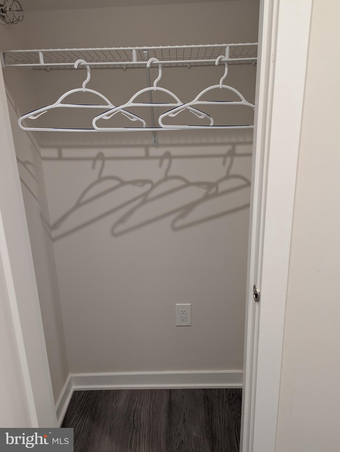 43541 Moorefield Boulevard Ashburn, VA 20148 - Photo 31 of 38