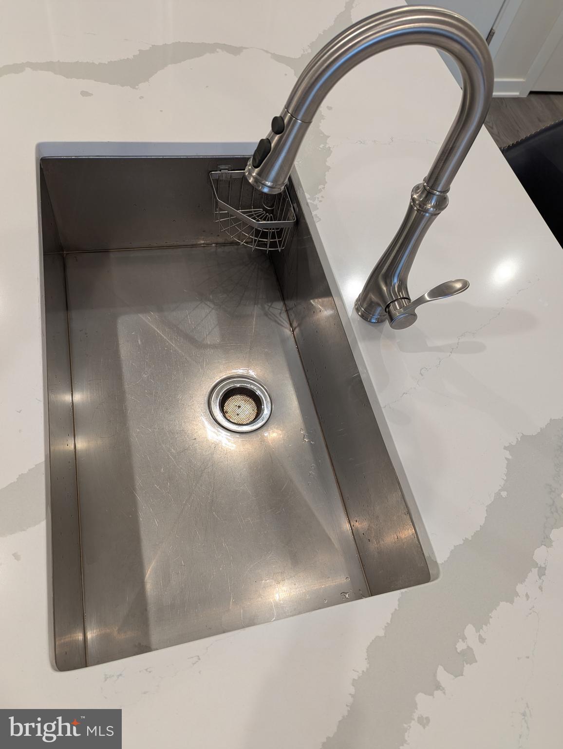 43541 Moorefield Boulevard Ashburn, VA 20148 - Photo 10 of 38 Stainless Steel Sink
