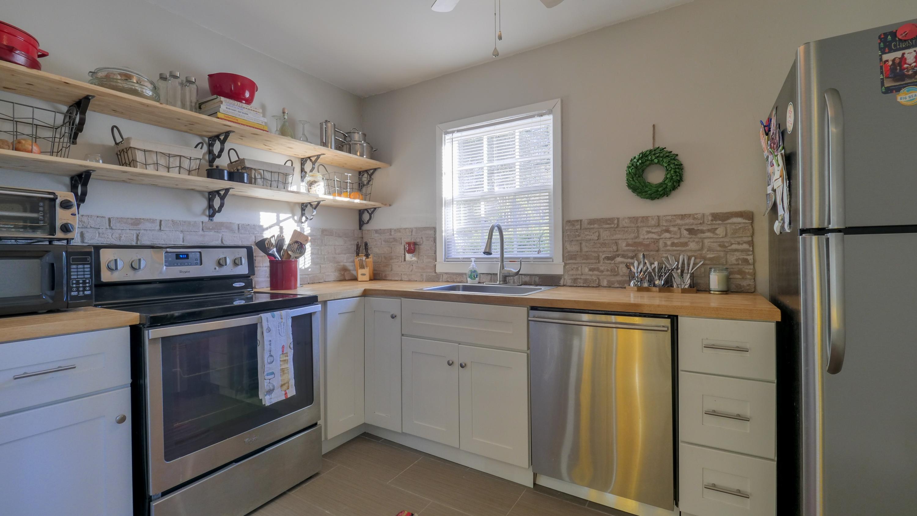 2983 Blackfish Road Johns Island, SC 29455 - Photo 7 of 23 2983 Blackfish Rd kitchen 2