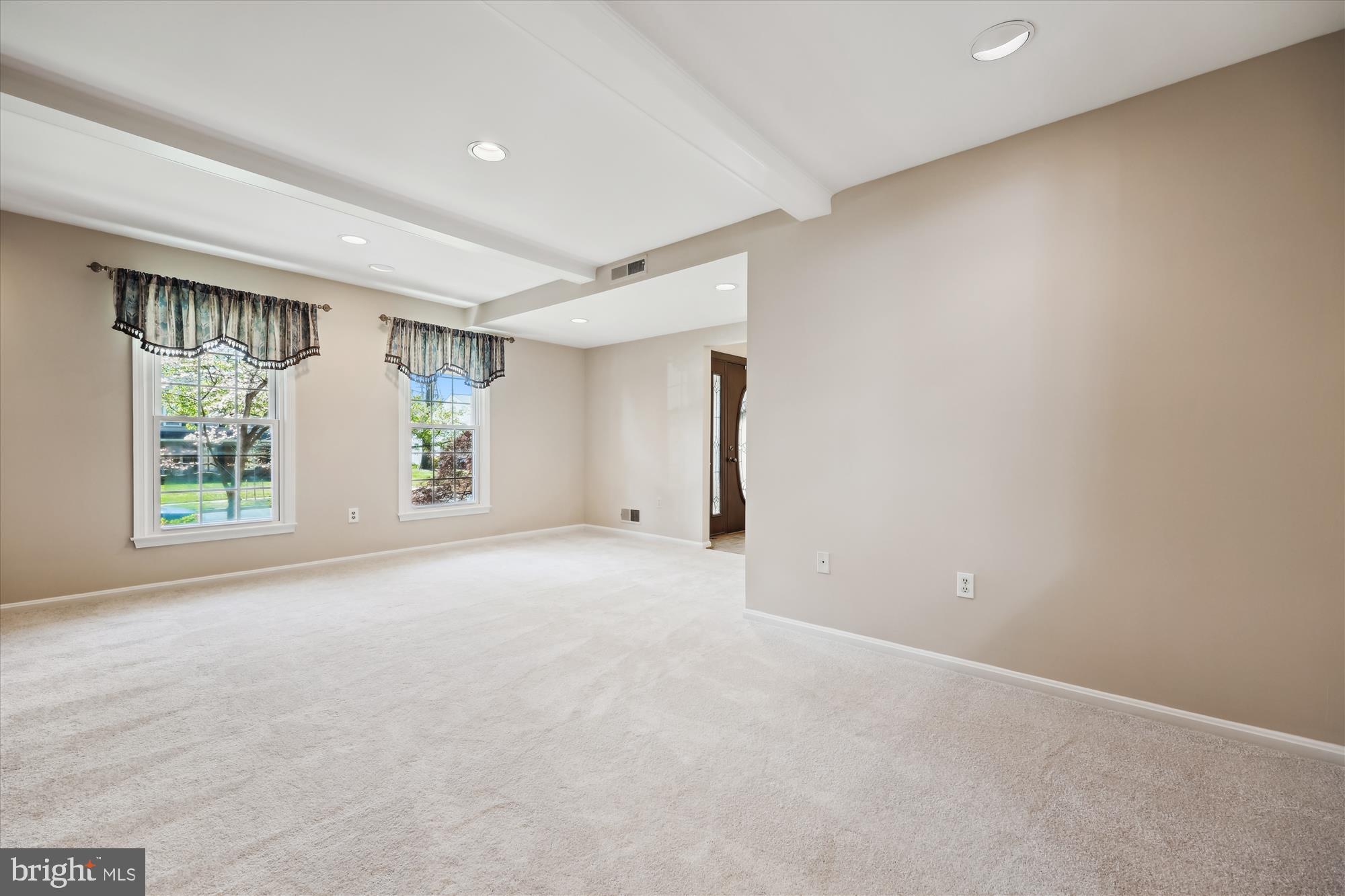 315 Summit Hall Road Gaithersburg, MD 20877 - Photo 12 of 76 Family Room