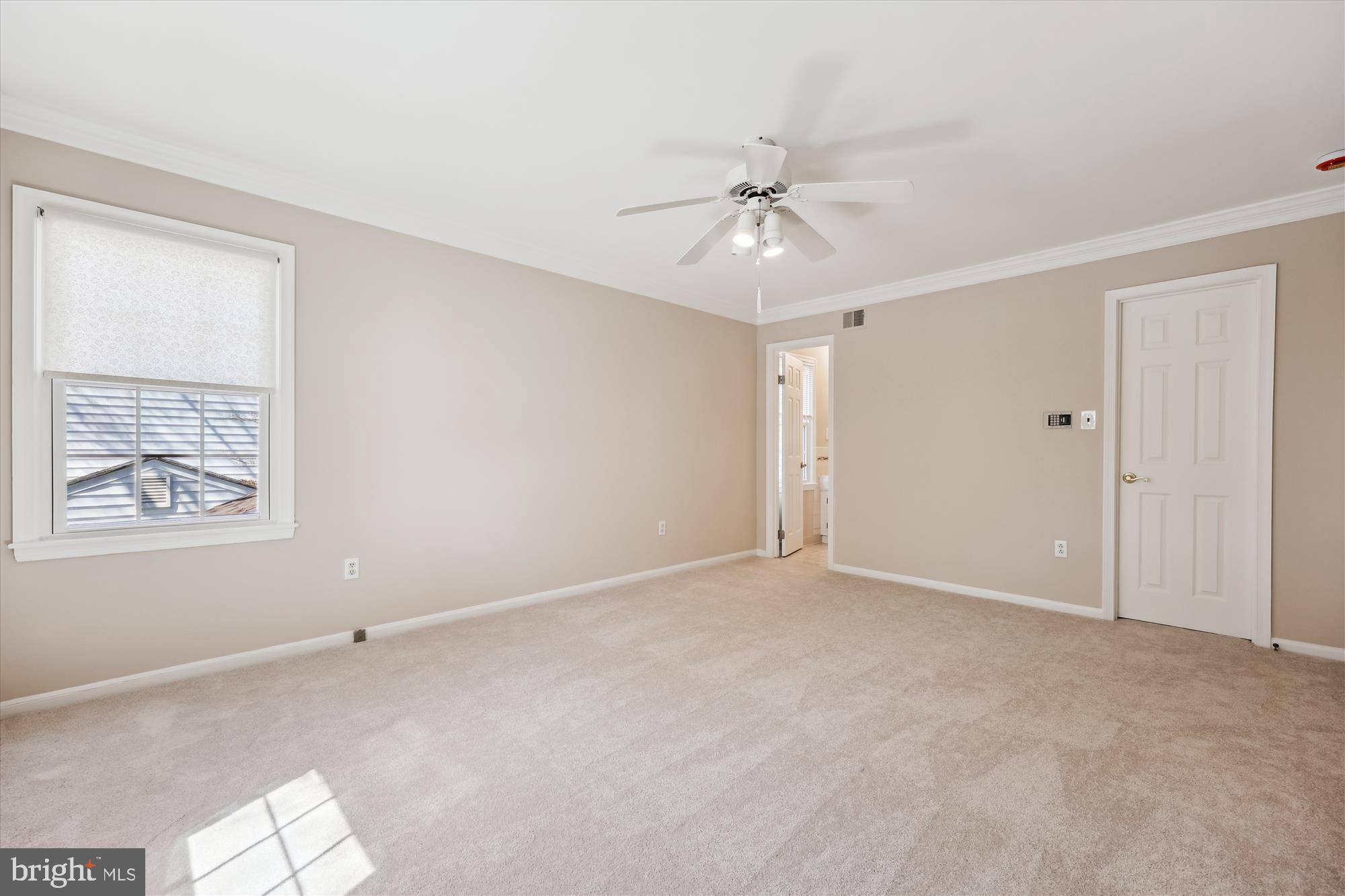 315 Summit Hall Road Gaithersburg, MD 20877 - Photo 41 of 76 a view of an empty room with a window
