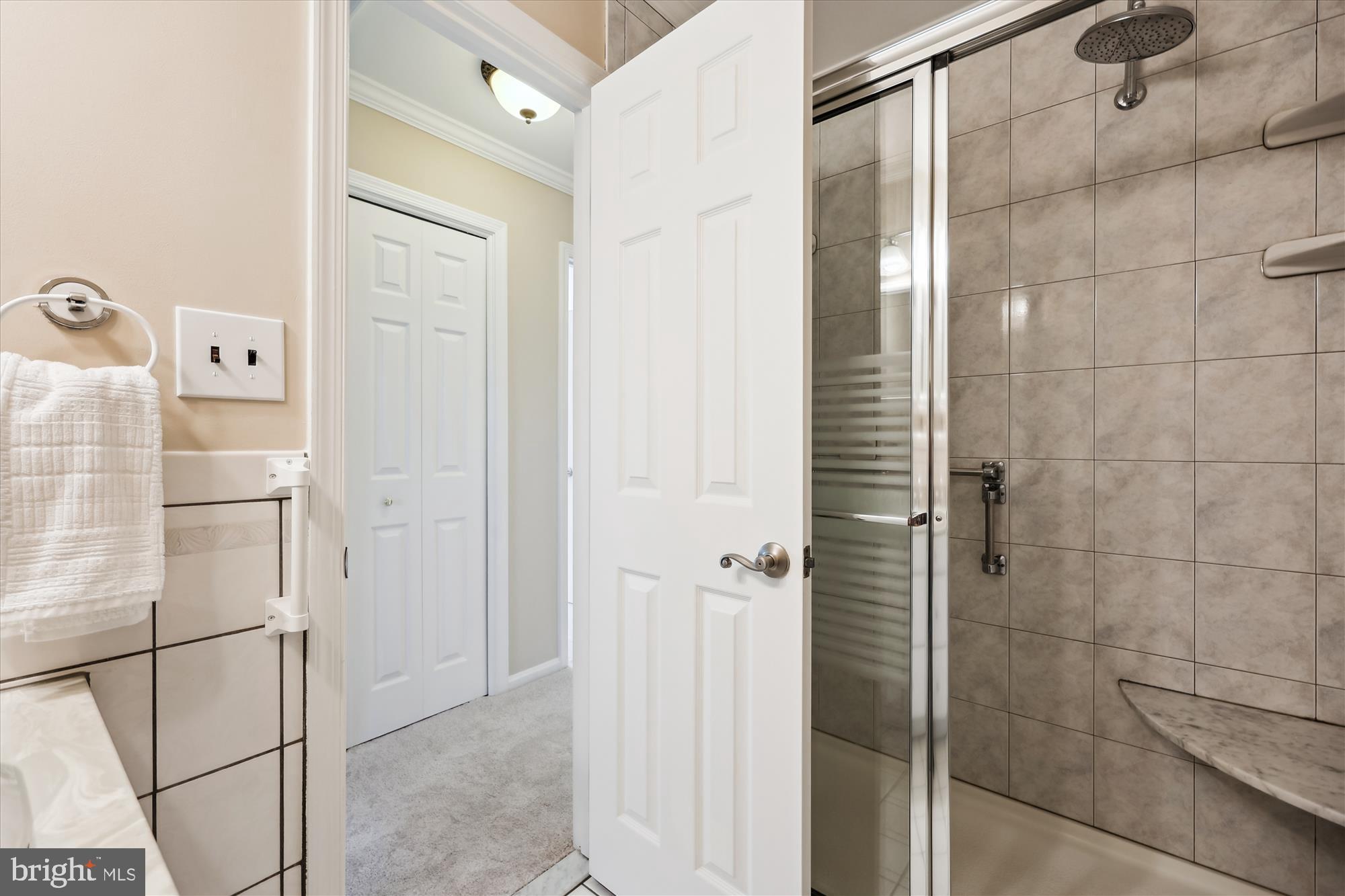 315 Summit Hall Road Gaithersburg, MD 20877 - Photo 51 of 76 a bathroom with a shower