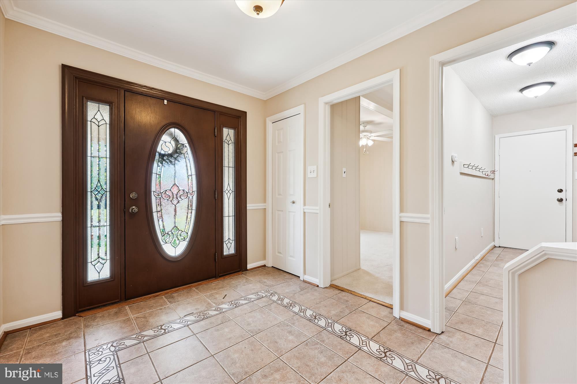 315 Summit Hall Road Gaithersburg, MD 20877 - Photo 7 of 76 Entry