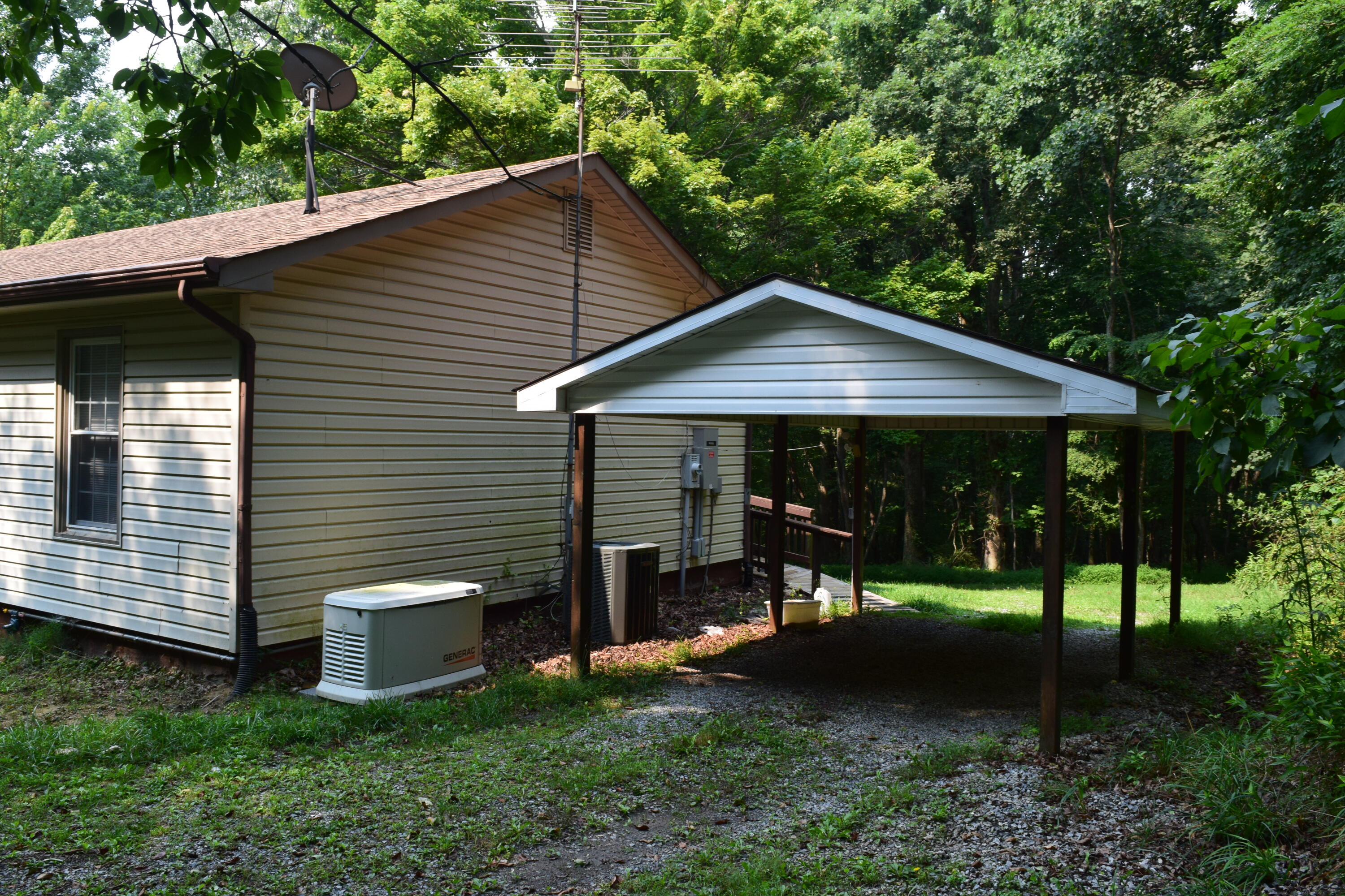 963 Dusty Rock Road Northwest Riner, VA 24149 - Photo 14 of 70 DSC_0015